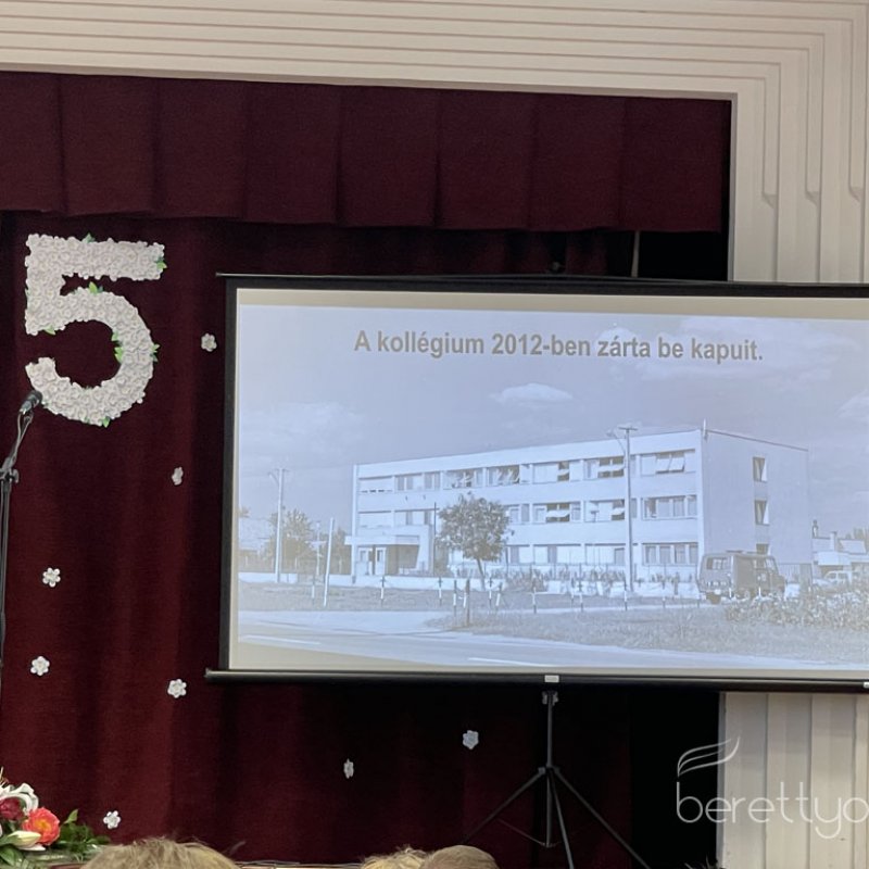 75 éves az Arany János Gimnázium 50